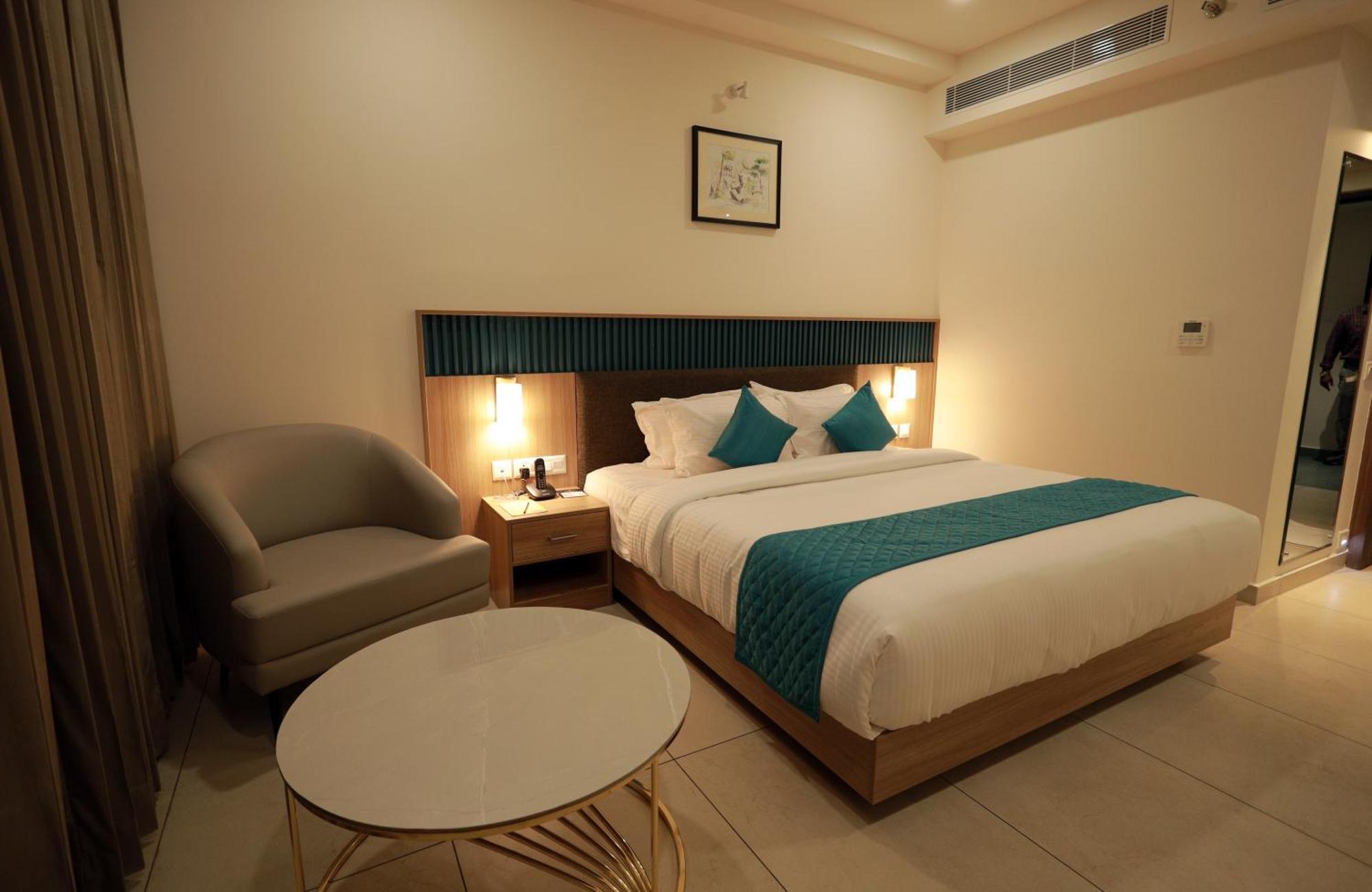 Viraj Retreat Hotel Mundrothuruth Exterior foto